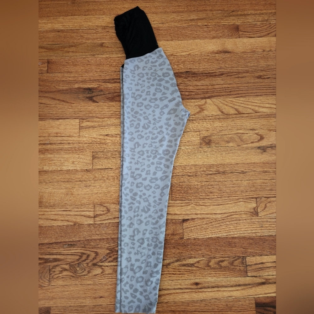 Beyond Yoga Maternity Bottoms